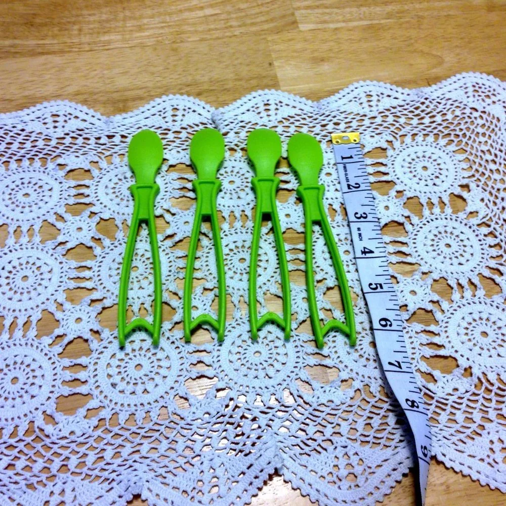 Egg Peelers, Sweden Linden, set of four